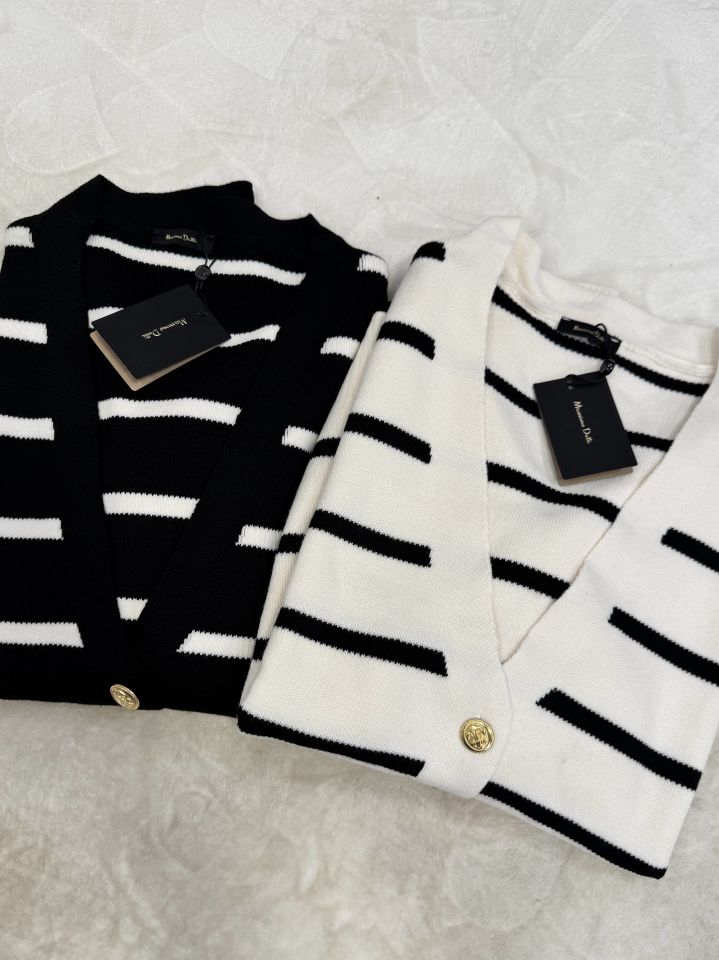 Çizgili V Yaka Gold Düğmeli Hırka Siyah