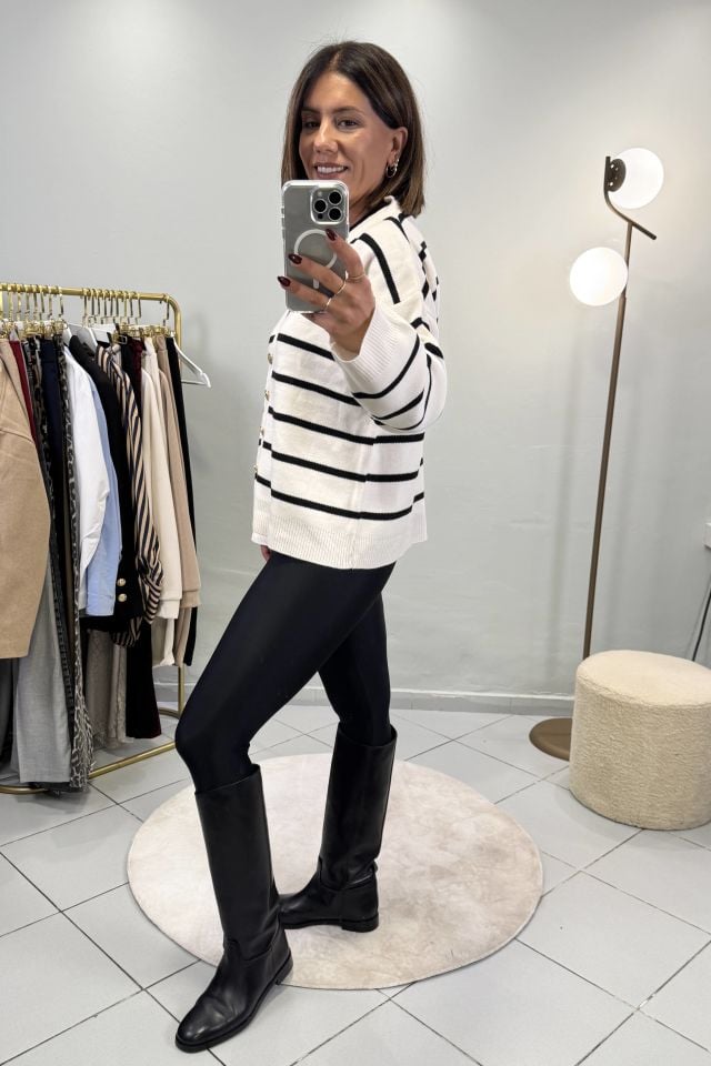 Çizgili V Yaka Gold Düğmeli Hırka Ekru