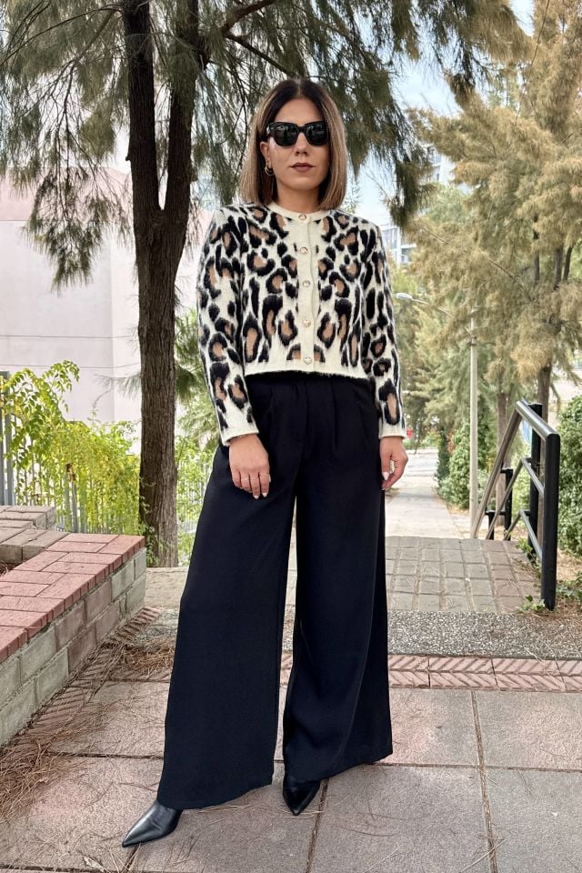 Gold Düğmeli Leopar Desen Hırka