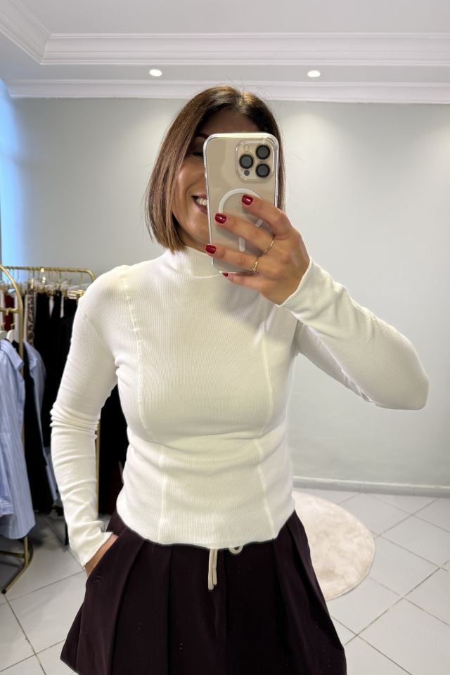 Yarım Balıkçı Uzun Kollu Fitilli T-shirt Ekru