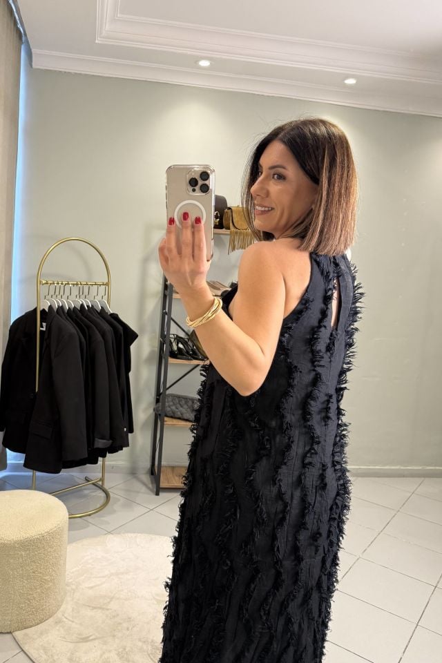 Halter Yaka Püskül Detaylı Maxi Elbise Siyah