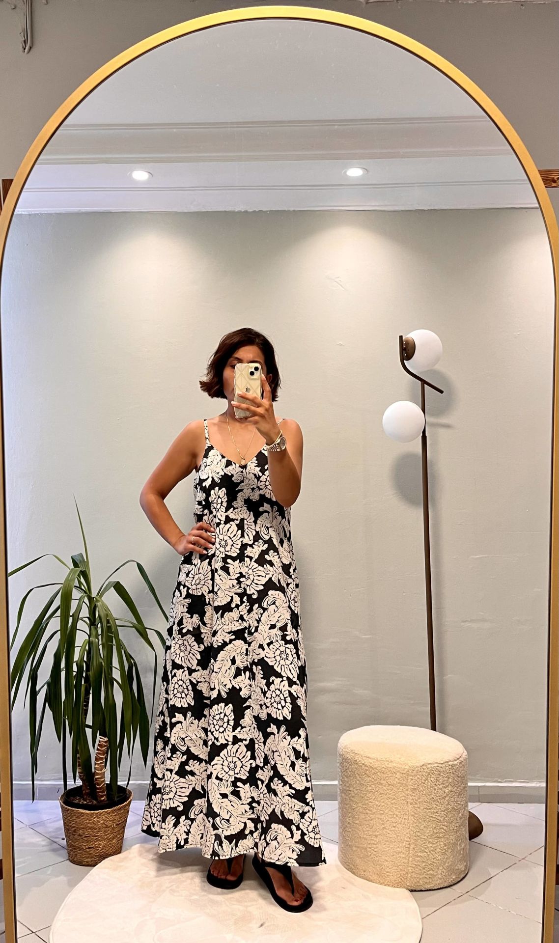 Çiçek Desenli Maxi Elbise Siyah-Beyaz