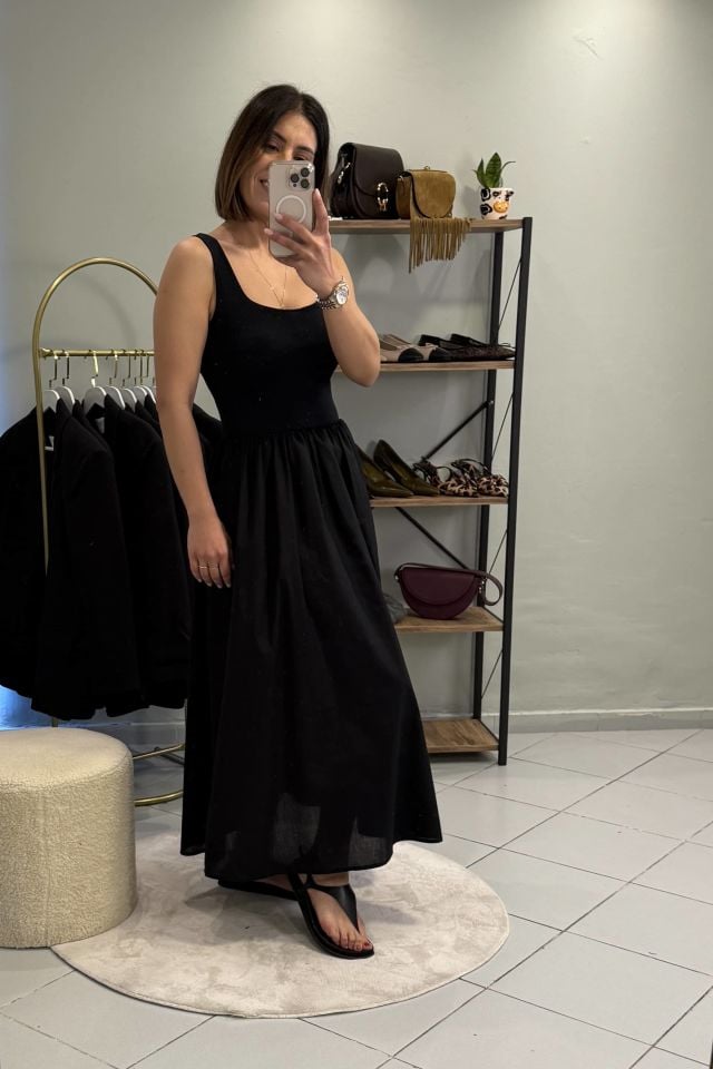 Kare Yaka Poplin Etekli Siyah Elbise