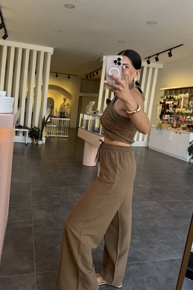 Boyundan Bağlı Keten Büstiyer Pantolon Takım Kahve