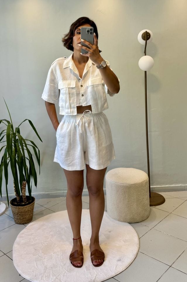 %100 Ham Keten Bağcıklı Şort Beyaz