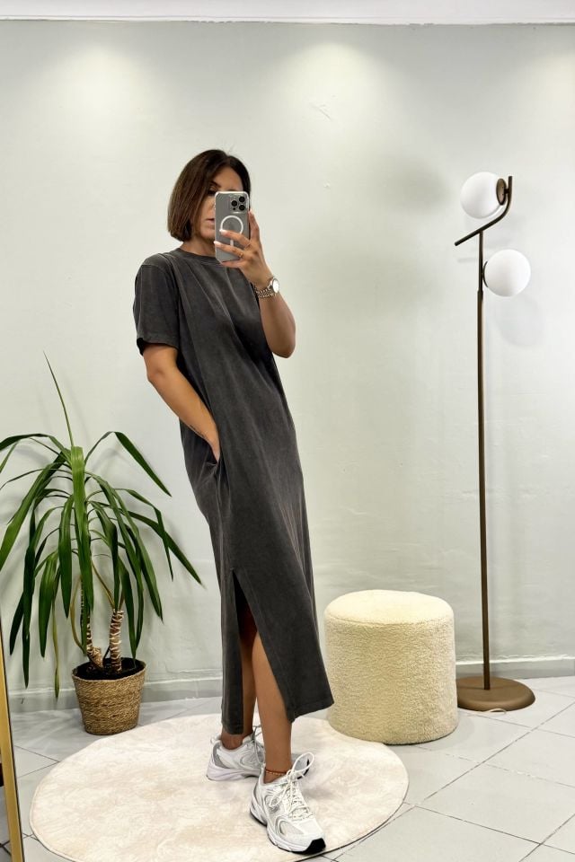 Bisiklet Yaka Kısa Kollu Yırtmaçlı Elbise Antrasit