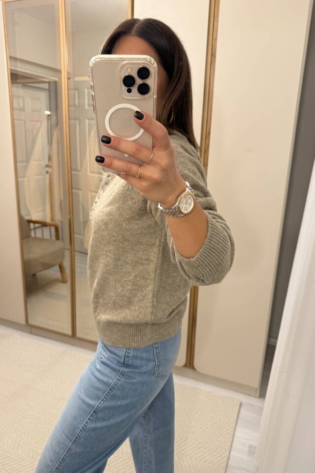 Düğme Detaylı Kazak Vizon