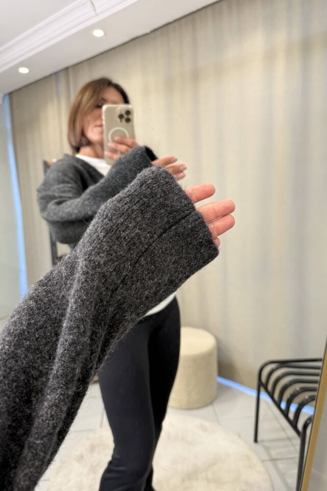 V Yaka Oslo Kazak Antrasit