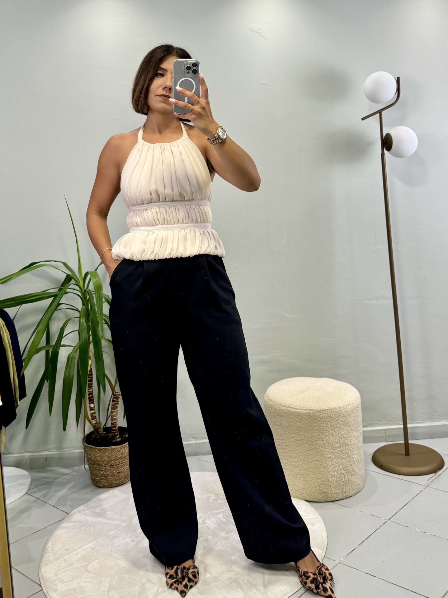 Sırt Dekolteli Bağlamalı Bluz  Bej