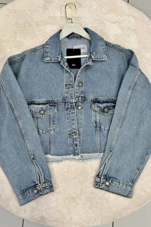 Kesik Etekli Crop Jean Ceket Açık Mavi