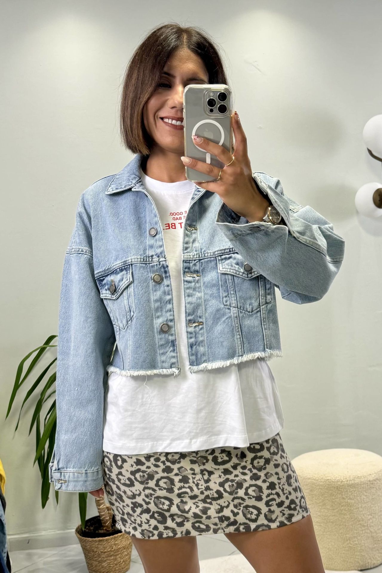 Kesik Etekli Crop Jean Ceket Açık Mavi