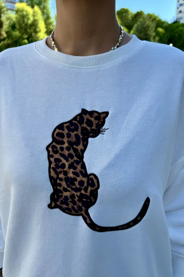 Leopar Nakışlı Sweatshirt Beyaz